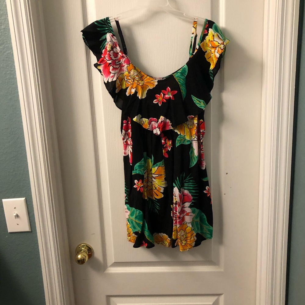 Maternity off the shoulder shirt
